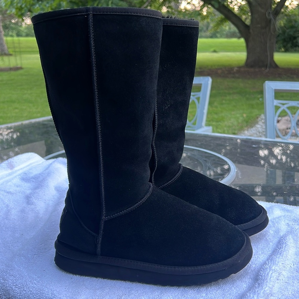 UGG Women's Classic Tall II Boots Black 7